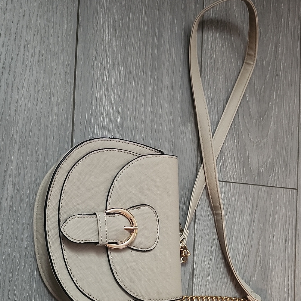 Ardene Cream Crossbody Bag with Gold Accents
